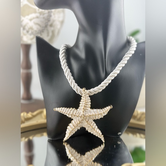 Zara Starfish Pendant Rope Necklace – Bold Statement Beach-Inspired Jewelry - Picture 5 of 10